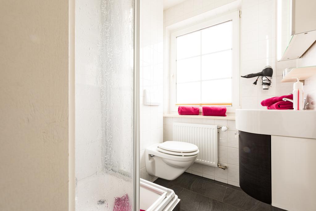Hotel Boddenhus Garni Zingst Bagian luar foto