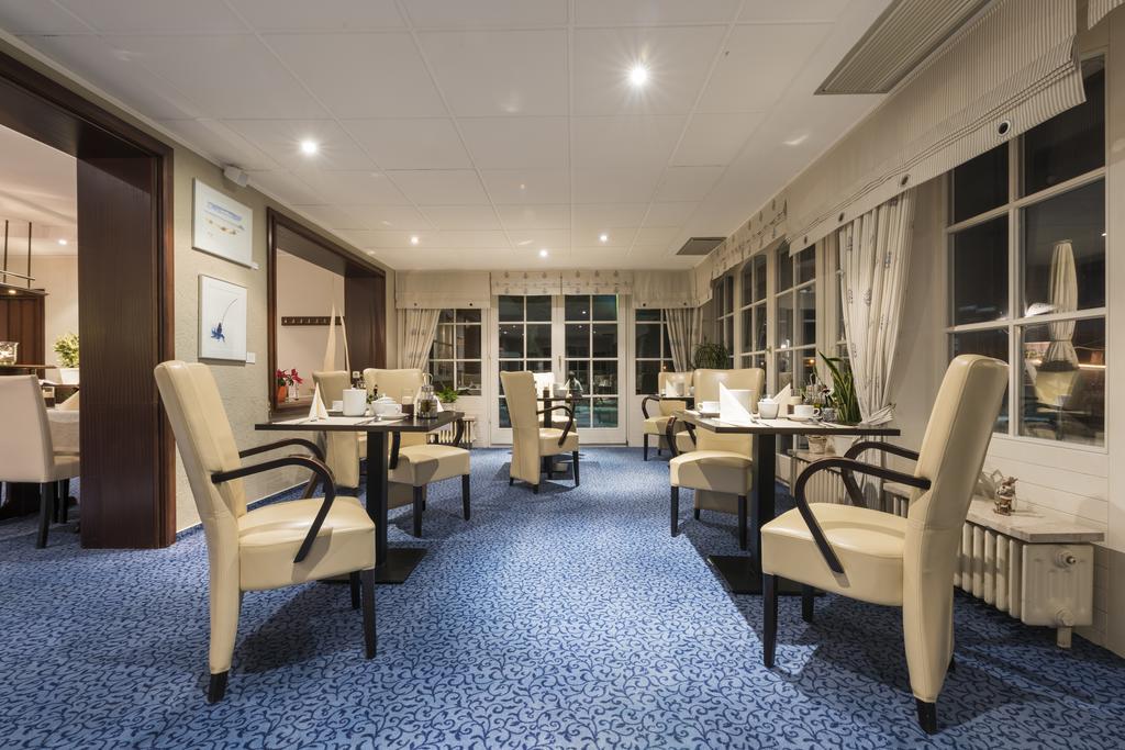 Hotel Boddenhus Garni Zingst Bagian luar foto